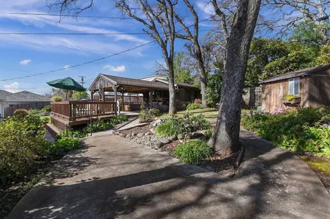 Exterior - 309 E Sierra View Dr, Jackson, CA 95642 photo 19 of 54