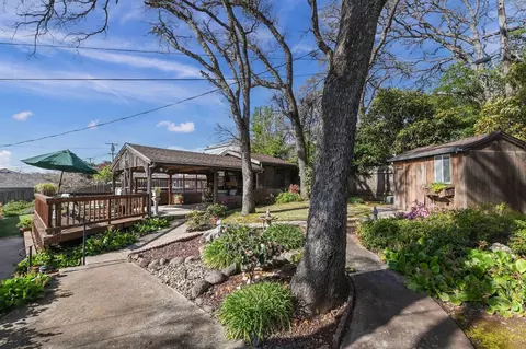 Exterior - 309 E Sierra View Dr, Jackson, CA 95642 photo 6 of 54