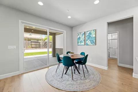 Dining - 2401 Galloping Trail Ct, Rocklin, CA 95765 photo 1 of 2