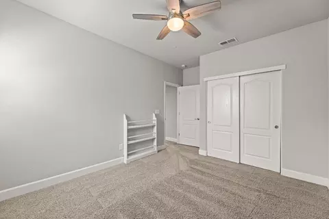 Bedroom - 2401 Galloping Trail Ct, Rocklin, CA 95765 photo 5 of 8
