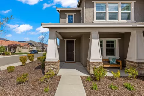 Exterior - 2401 Galloping Trail Ct, Rocklin, CA 95765 photo 2 of 22