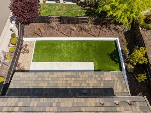 Exterior - 2401 Galloping Trail Ct, Rocklin, CA 95765 photo 14 of 22