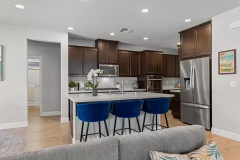 Kitchen - 2401 Galloping Trail Ct, Rocklin, CA 95765 photo 12 of 15