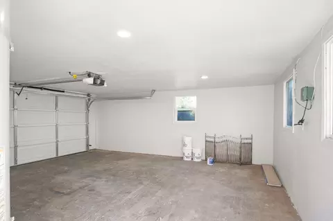 Exterior - 301 Ferguson Ave, Modesto, CA 95354 photo 5 of 10