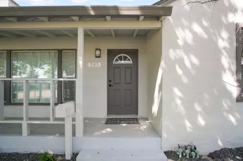 Exterior - 301 Ferguson Ave, Modesto, CA 95354 photo 4 of 10