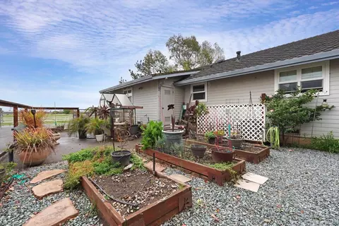 Exterior - 15757 E Sargent Rd, Lodi, CA 95240 photo 28 of 28