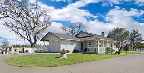 Exterior - 15757 E Sargent Rd, Lodi, CA 95240 photo 14 of 28