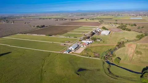 View/Area - 15757 E Sargent Rd, Lodi, CA 95240 photo 3 of 10