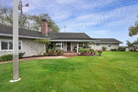 Exterior - 15757 E Sargent Rd, Lodi, CA 95240 photo 18 of 28