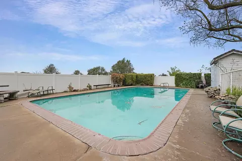 Exterior - 15757 E Sargent Rd, Lodi, CA 95240 photo 24 of 28