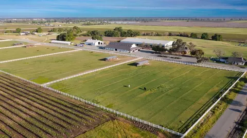 15757 E Sargent Rd, Lodi, CA 95240