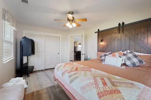 Bedroom - 15757 E Sargent Rd, Lodi, CA 95240 photo 7 of 12