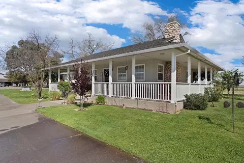 Exterior - 15757 E Sargent Rd, Lodi, CA 95240 photo 12 of 28