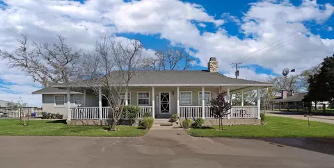 Exterior - 15757 E Sargent Rd, Lodi, CA 95240 photo 11 of 28