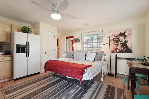 Bedroom - 15757 E Sargent Rd, Lodi, CA 95240 photo 2 of 12