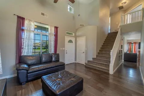 841 Donne Brook Ln, Modesto, CA 95351 photo 4