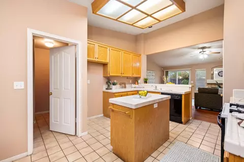 5547 Sage Dr, Rocklin, CA 95765 photo 17