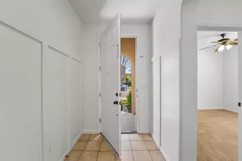 Entry Way - 2313 Kiska Dr, Modesto, CA 95355 photo 2 of 2