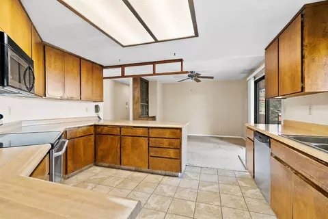 Kitchen - 2450 Cascade Trl, Cool, CA 95614 photo 2 of 10