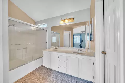 Bath - 1904 Cobblestone Mnr, Modesto, CA 95355 photo 3 of 3