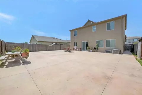 Exterior - 841 White Oak Dr, Williams, CA 95987 photo 5 of 8