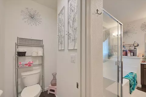 Bath - 841 White Oak Dr, Williams, CA 95987 photo 5 of 11