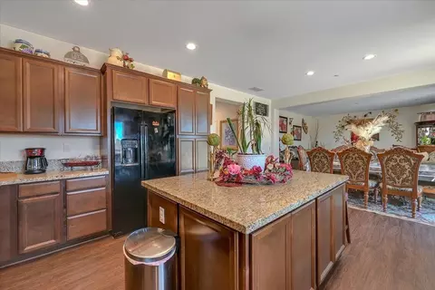 Kitchen - 841 White Oak Dr, Williams, CA 95987 photo 3 of 4