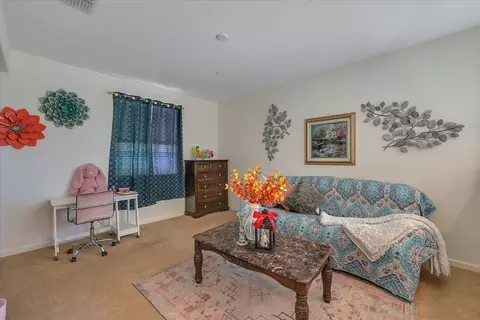 Living - 841 White Oak Dr, Williams, CA 95987 photo 4 of 5