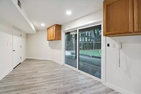 Kitchen - 4053 Crabtree Ct, Carmichael, CA 95608 photo 3 of 3