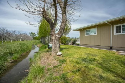 Exterior - 354 Chatfield Ave, Biggs, CA 95917 photo 19 of 27