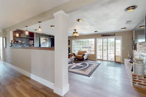 Entry Way - 354 Chatfield Ave, Biggs, CA 95917 photo 2 of 2