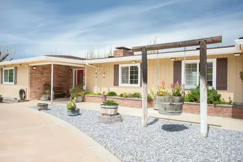 Exterior - 354 Chatfield Ave, Biggs, CA 95917 photo 4 of 27