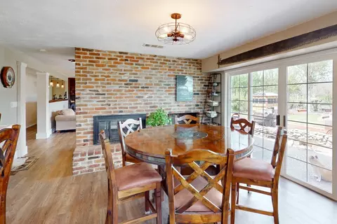 Dining - 354 Chatfield Ave, Biggs, CA 95917 photo 1 of 4