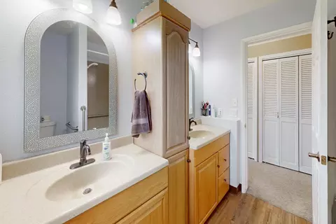 Bath - 354 Chatfield Ave, Biggs, CA 95917 photo 1 of 6