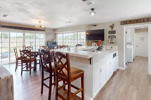 Kitchen - 354 Chatfield Ave, Biggs, CA 95917 photo 1 of 8