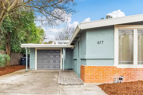 Exterior - 617 N St, Davis, CA 95616 photo 2 of 5
