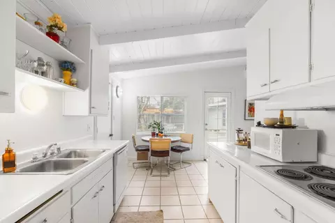 Kitchen - 617 N St, Davis, CA 95616 photo 1 of 3