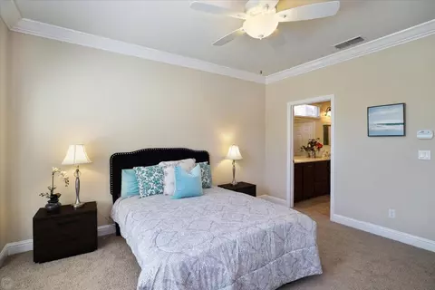 Bedroom - 2336 Pepper Tree Ln, Manteca, CA 95336 photo 3 of 4