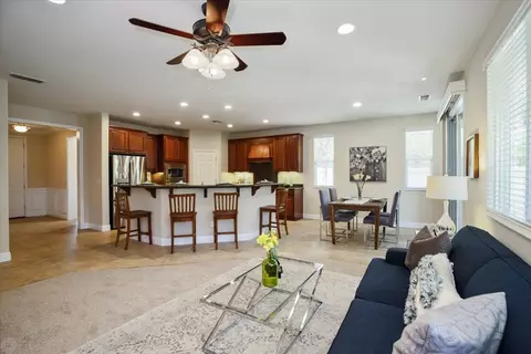 Living - 2336 Pepper Tree Ln, Manteca, CA 95336 photo 2 of 6