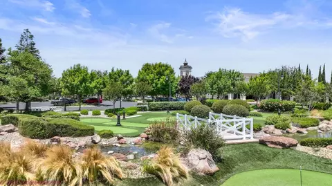 Exterior - 2336 Pepper Tree Ln, Manteca, CA 95336 photo 15 of 27