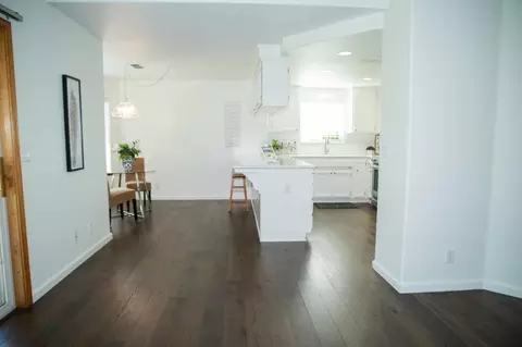 Entry Way - 802 Hartwick Ave, Turlock, CA 95382 photo 3 of 6