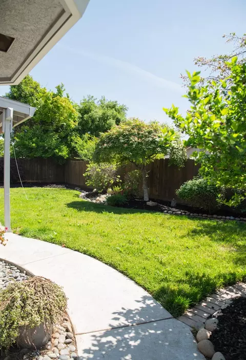 Exterior - 802 Hartwick Ave, Turlock, CA 95382 photo 8 of 16
