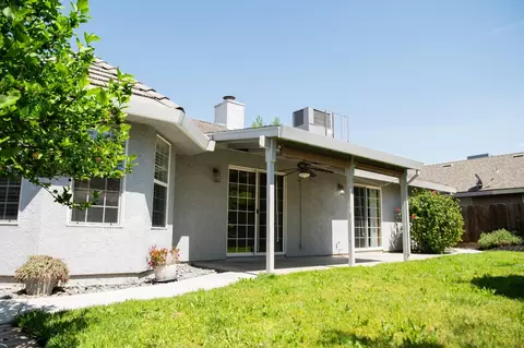 Exterior - 802 Hartwick Ave, Turlock, CA 95382 photo 9 of 16