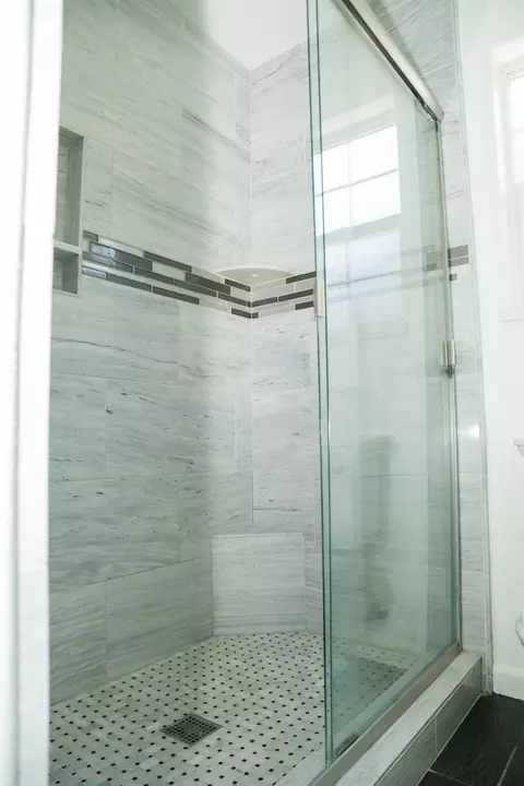 Bath - 802 Hartwick Ave, Turlock, CA 95382 photo 7 of 7