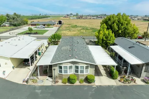 19667 American Ave #9, Hilmar, CA 95324