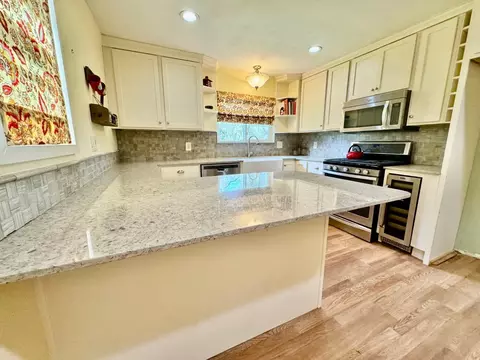 Kitchen - 4420 Sand Ridge Rd, Placerville, CA 95667 photo 1 of 5