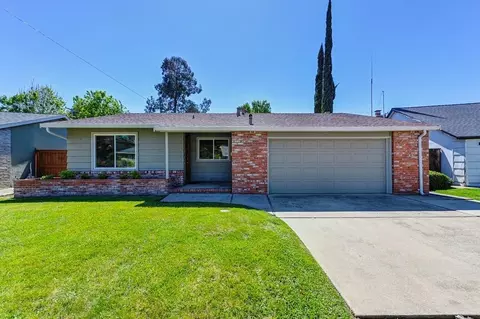 308 James Dr, Roseville, CA 95678