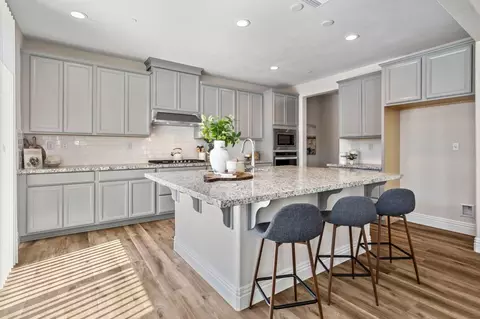 Kitchen - 96 E Stefano Ave, Mountain House, CA 95391 photo 7 of 7