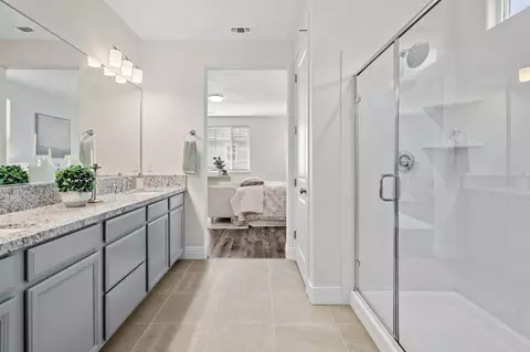 Bath - 96 E Stefano Ave, Mountain House, CA 95391 photo 6 of 6