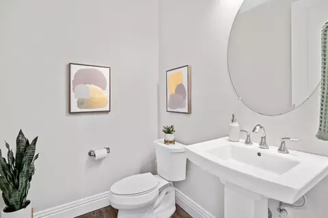 Bath - 96 E Stefano Ave, Mountain House, CA 95391 photo 1 of 6